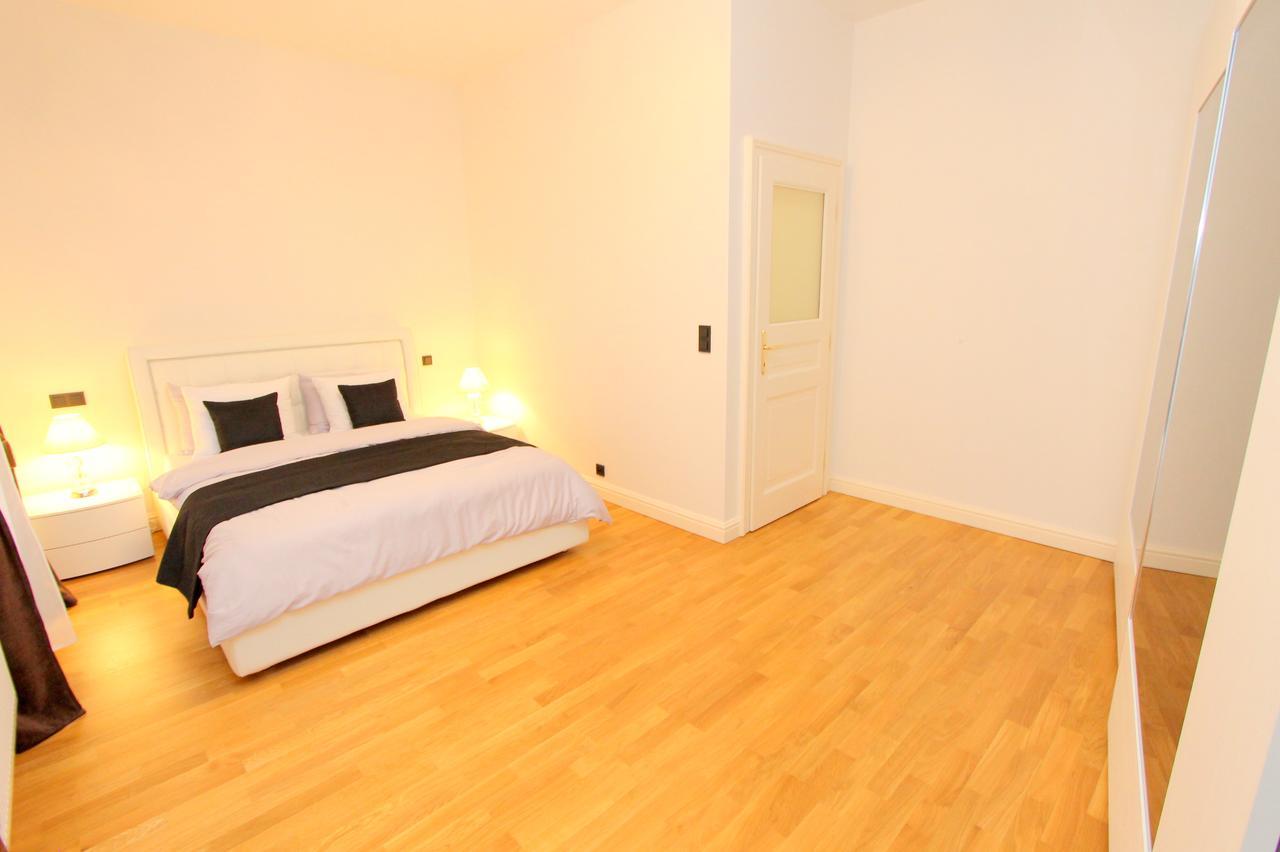 Luxury Apartments Krocinova Praga Exterior foto