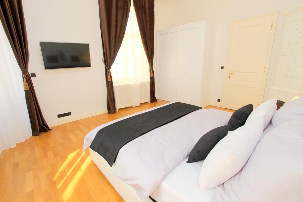 Luxury Apartments Krocinova Praga Exterior foto