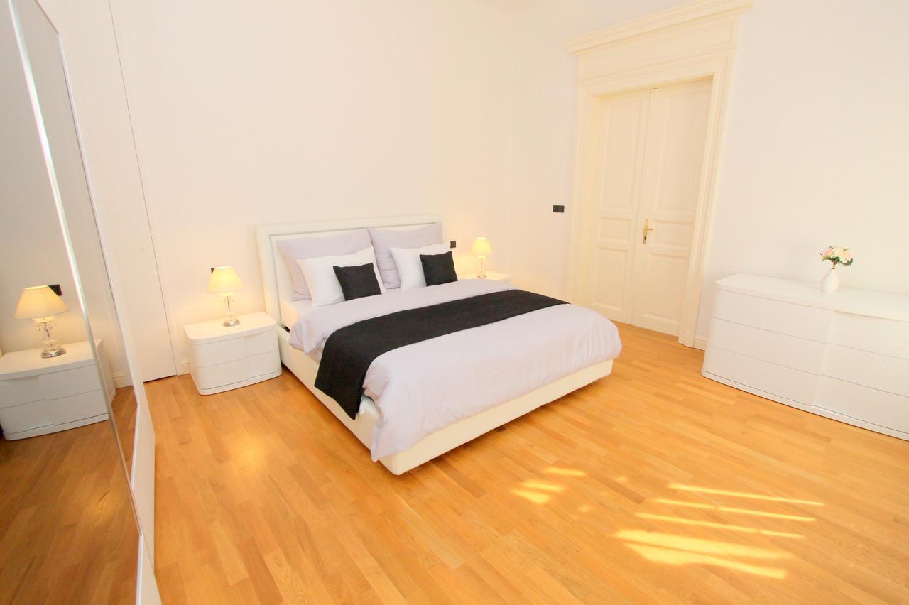 Luxury Apartments Krocinova Praga Exterior foto